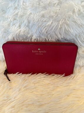 Kate Spade New York Long Wallet Red Leather Polka Dot Lining Zip-Around